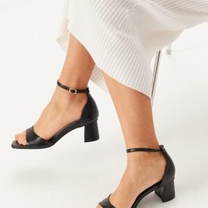 BUBBLEROOM Low Heel Sandal  Black 40